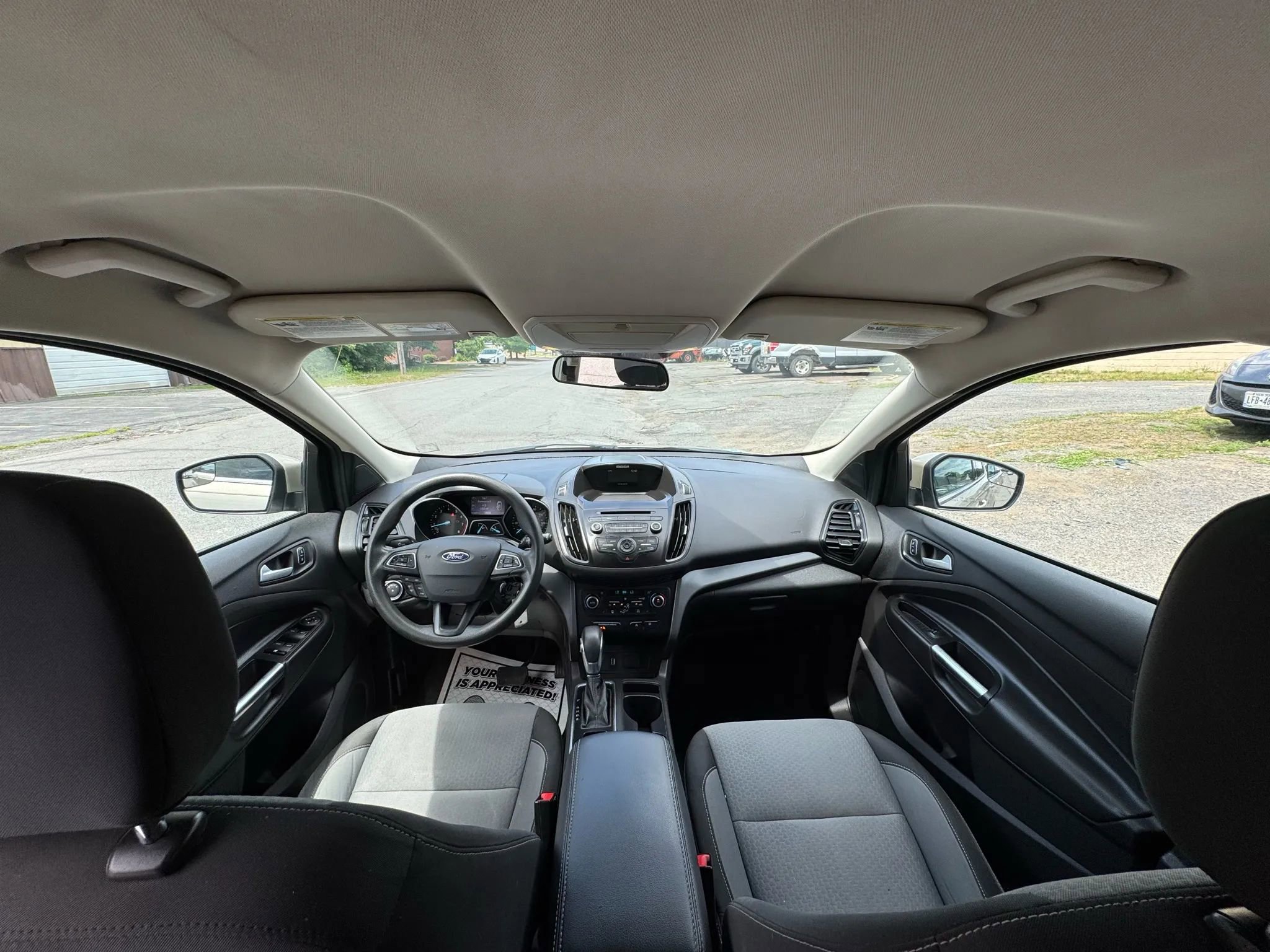 Used 2018 Ford Escape SE image 27