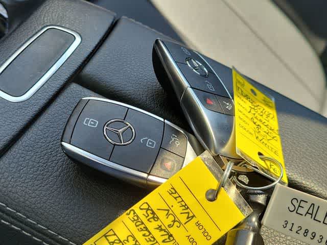 Used 2023 Mercedes-Benz GLA 250 4MATIC image 28