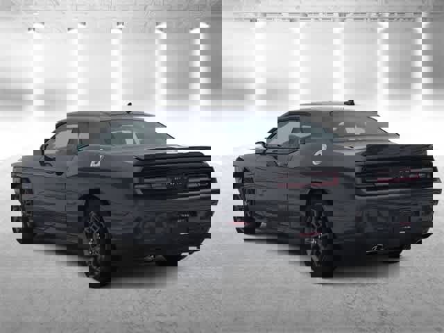 Used 2018 Dodge Challenger GT w/ Driver Convenience Group image 6