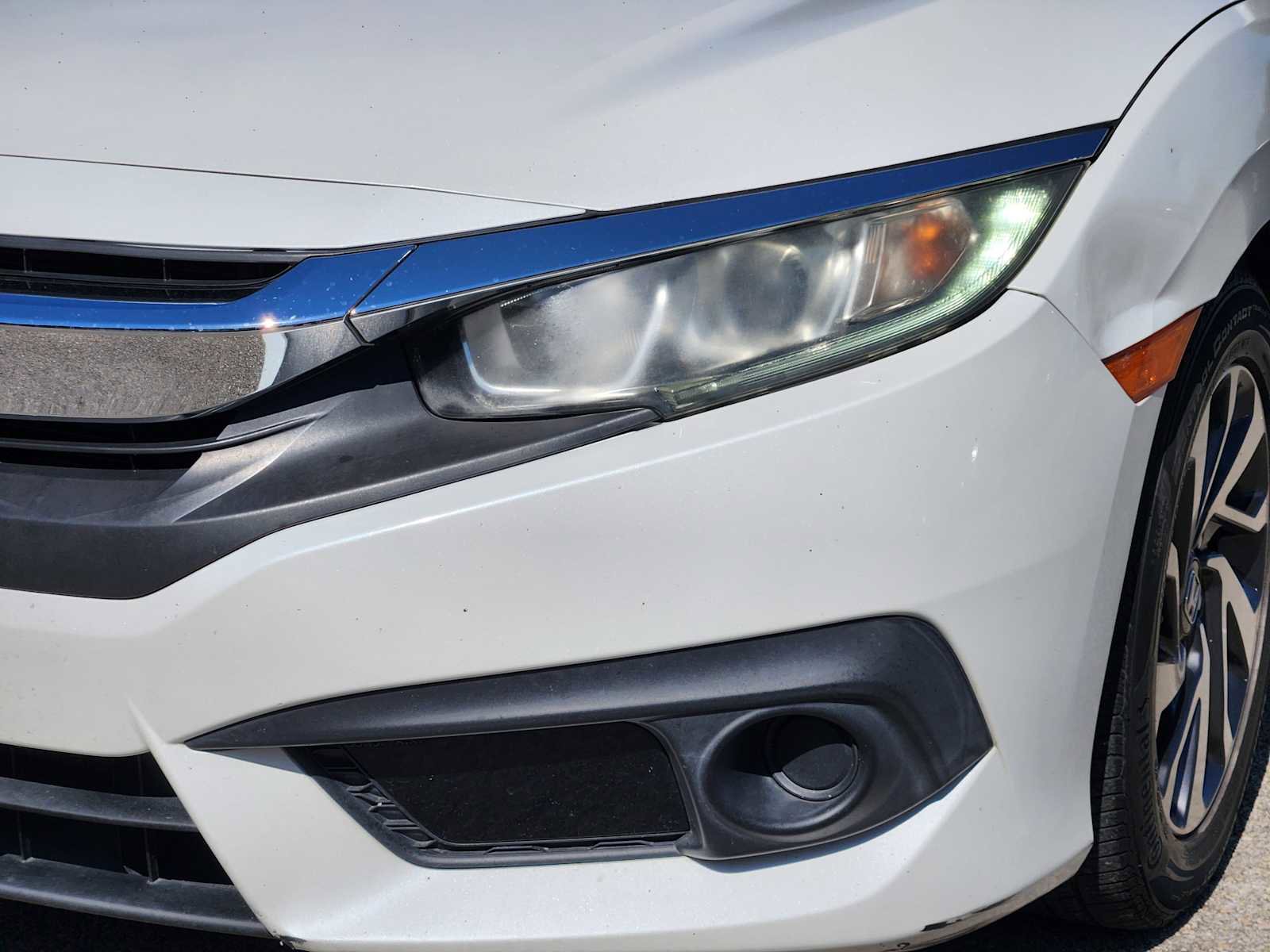 Used 2018 Honda Civic EX image 7