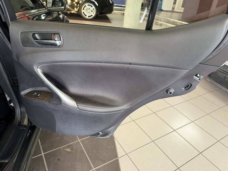 Used 2009 Lexus IS 250 AWD image 25