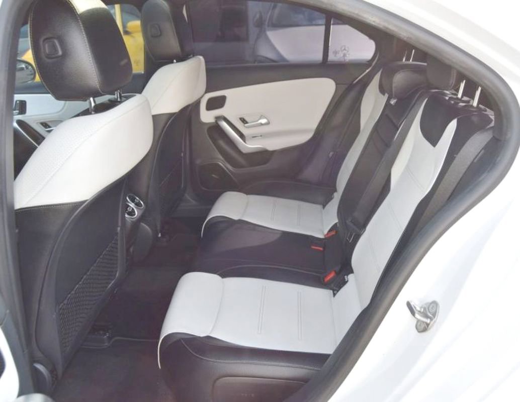 Used 2021 Mercedes-Benz A 35 AMG 4MATIC image 33
