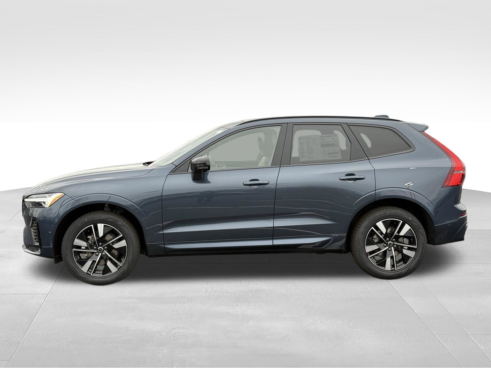 New 2026 Volvo XC60 B5 Plus w/ Protection Package Premier AWD/4WD image 2