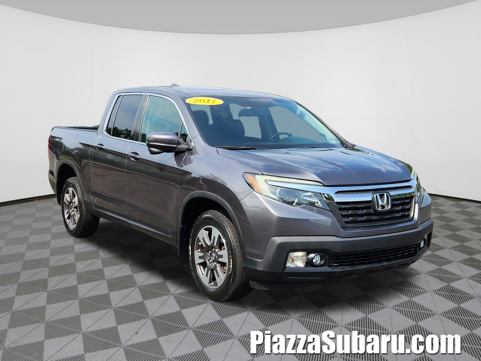 Used 2017 Honda Ridgeline RTL-T image 1