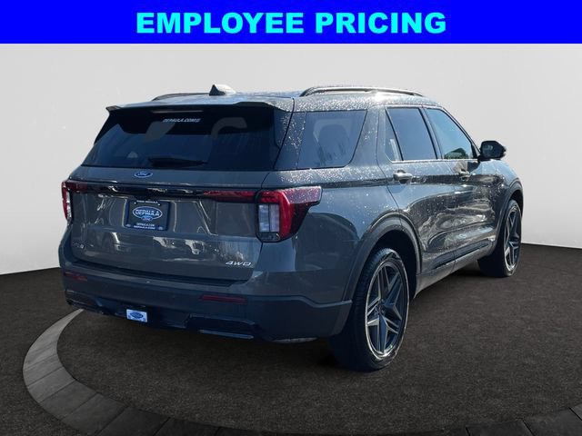 New 2026 Ford Explorer ST-Line w/ ST-Line Street Pack AWD/4WD image 6