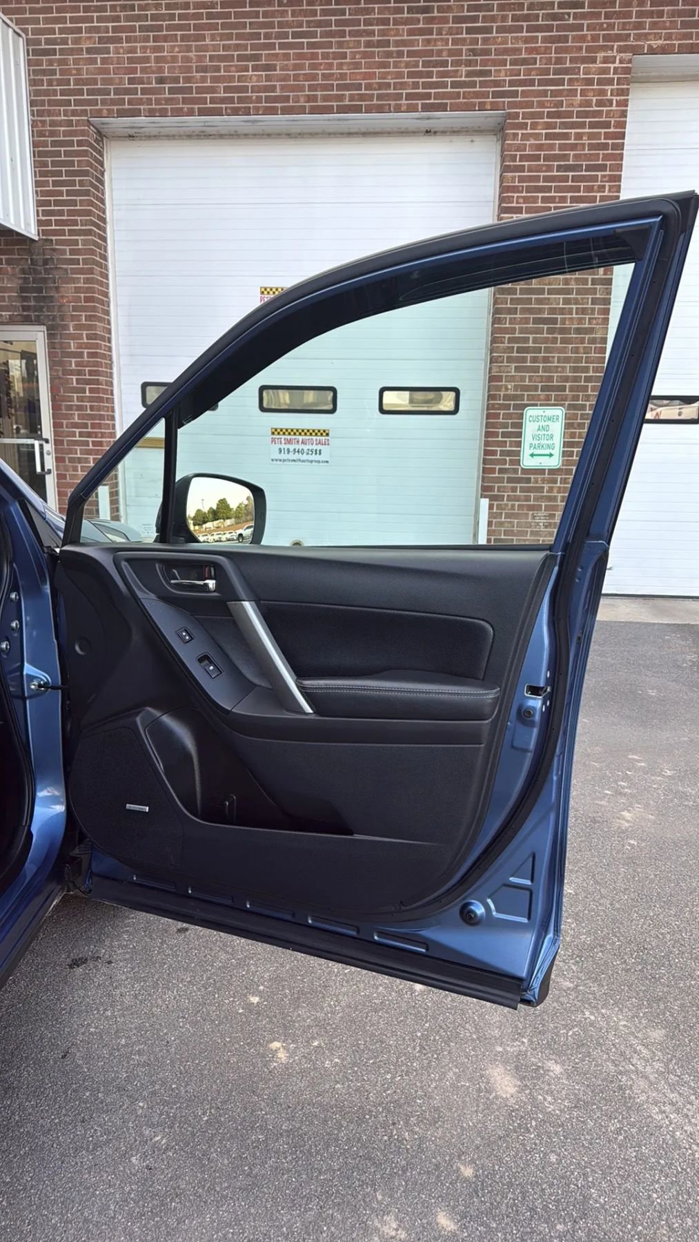 Used 2015 Subaru Forester 2.0XT Touring w/ Eyesight & Navigation System image 12