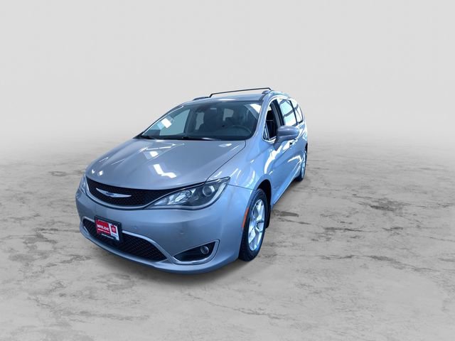 Used 2018 Chrysler Pacifica Touring-L Plus w/ Advanced Safetytec Group image 6