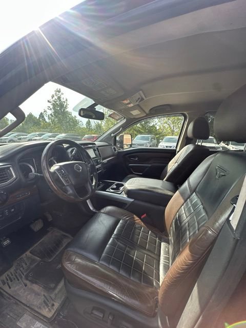 Used 2017 Nissan Titan Platinum Reserve AWD/4WD image 11