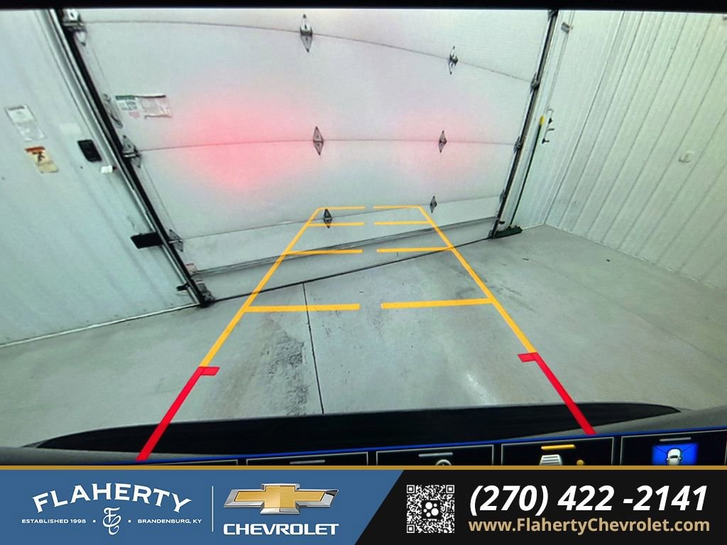 Used 2024 GMC Yukon XL AT4 w/ Technology Package image 34