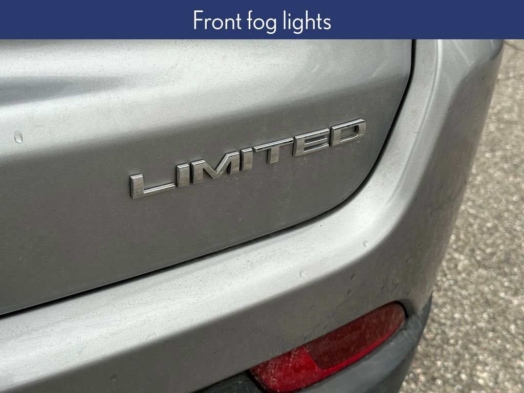 Used 2017 Jeep Compass Limited image 13