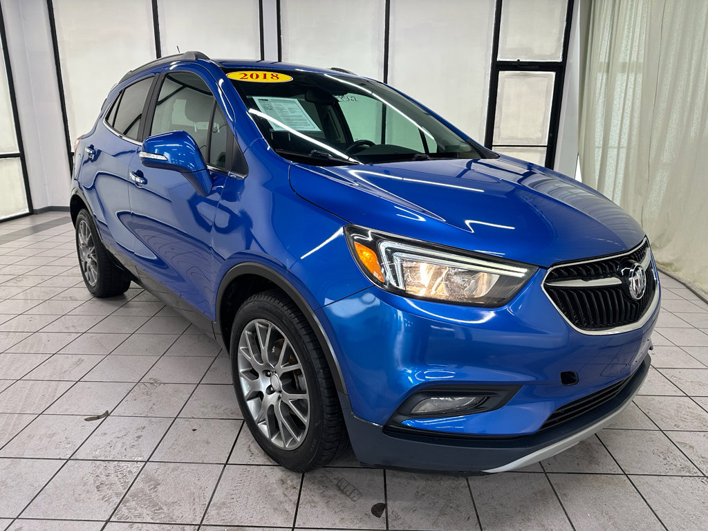 Used 2018 Buick Encore Sport Touring image 2