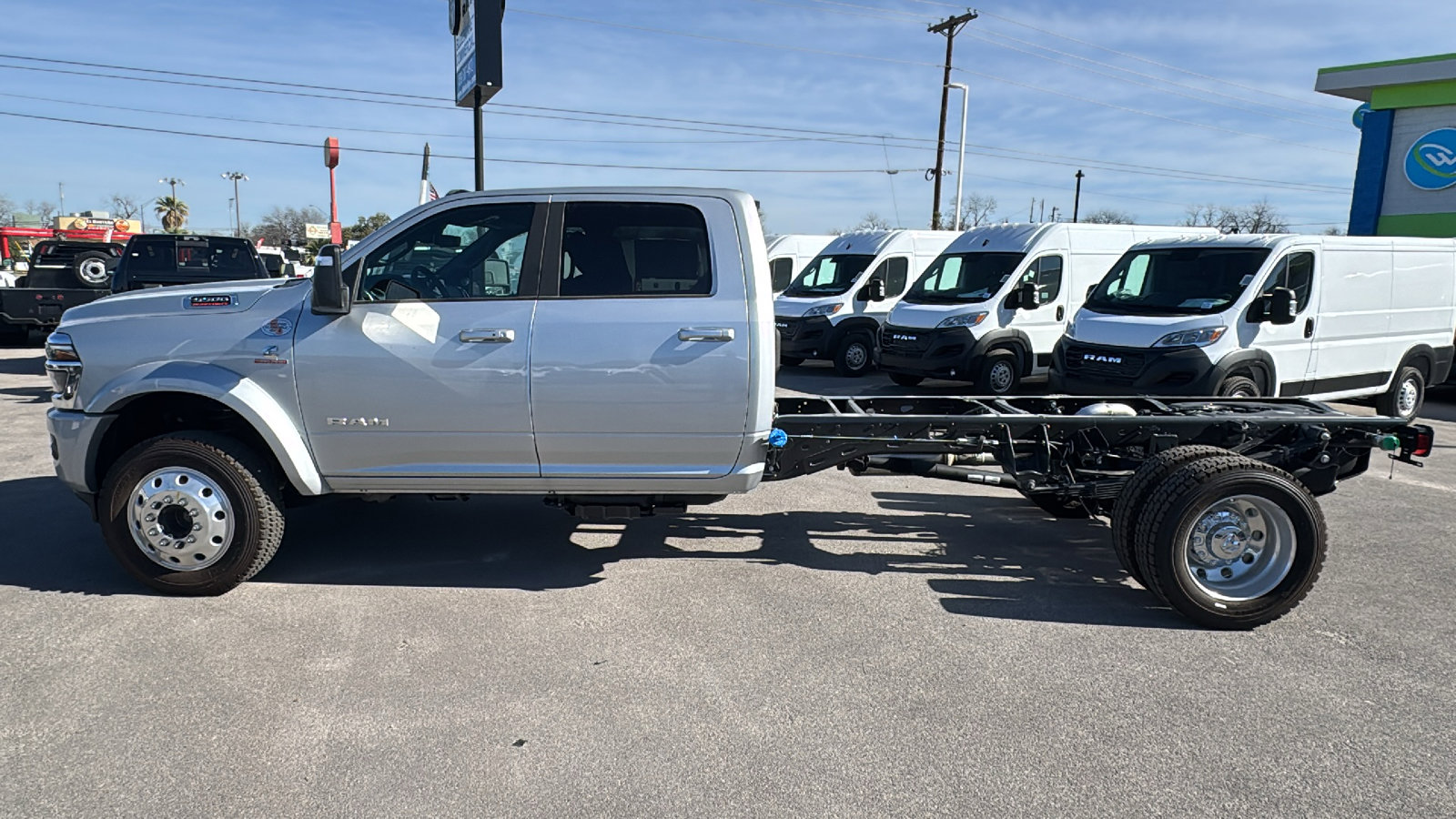 New 2026 RAM 5500 4x4 Crew Cab w/ Laramie Trim Package image 8
