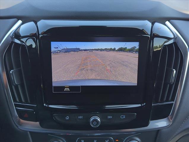 Used 2023 Chevrolet Traverse LT FWD image 14