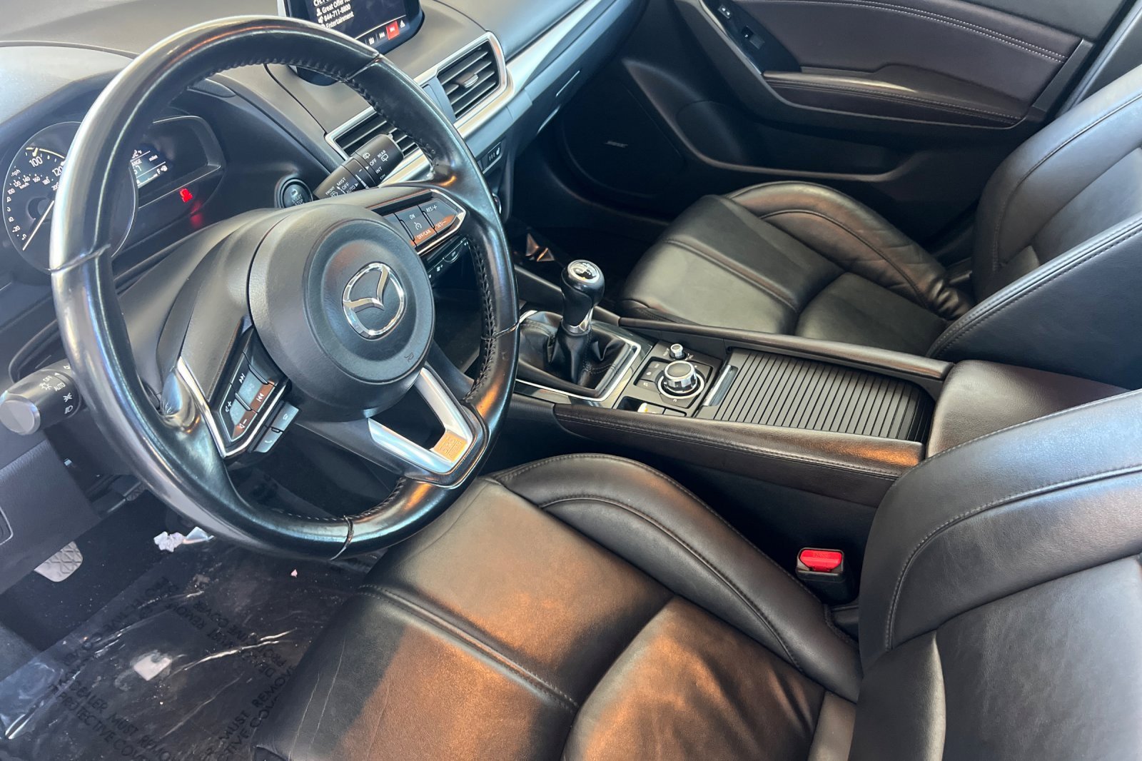Used 2018 MAZDA MAZDA3 Touring image 10