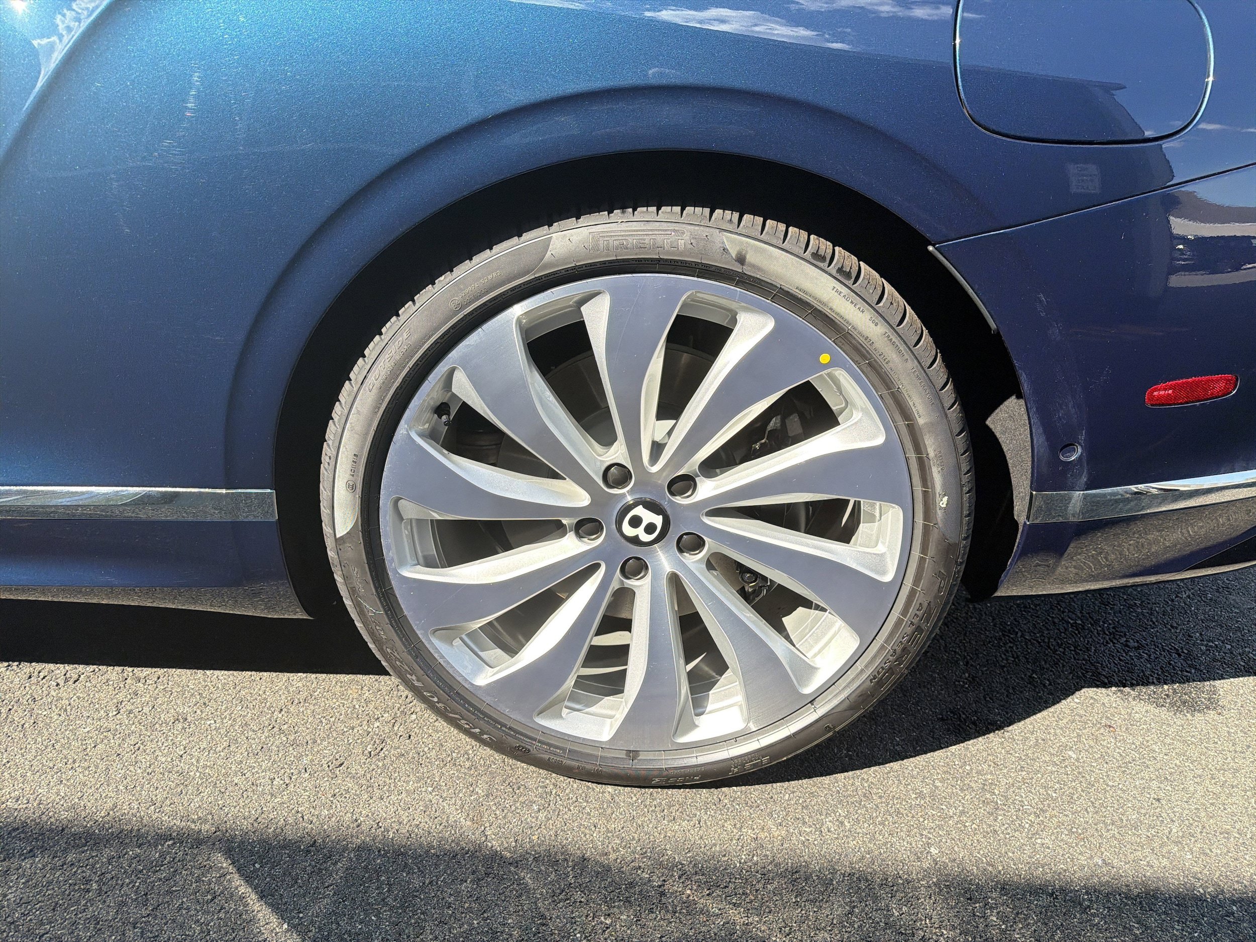New 2026 Bentley Continental GT AWD/4WD image 11