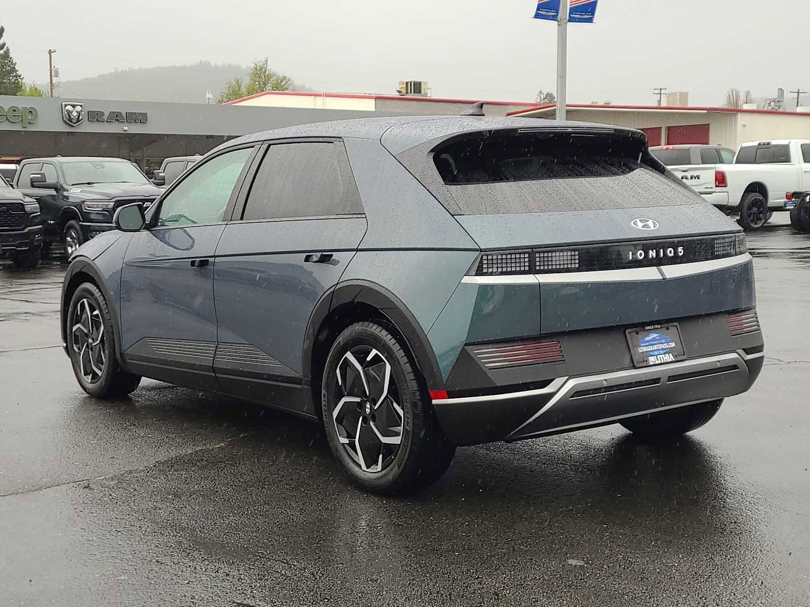 Used 2024 Hyundai Ioniq 5 SEL RWD image 12
