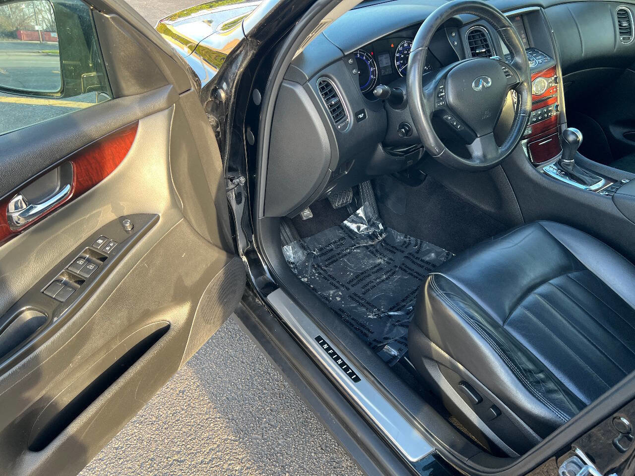 Used 2014 INFINITI QX50 Journey w/ Premium Package AWD/4WD image 16