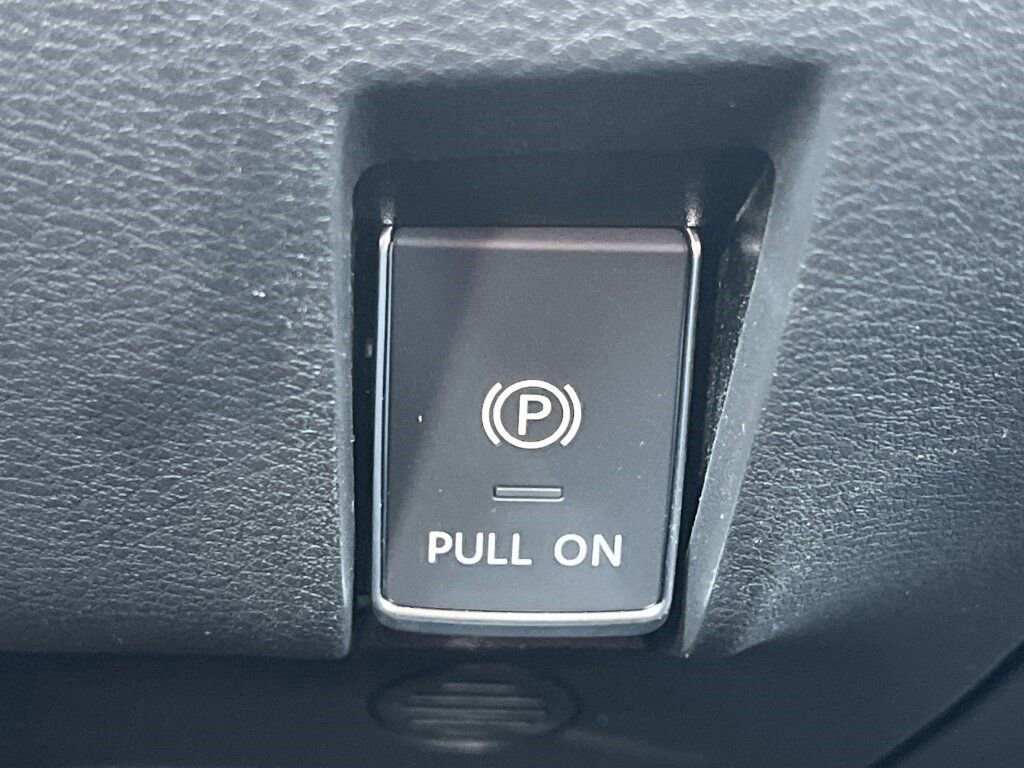 Certified 2024 Nissan Ariya AWD image 7