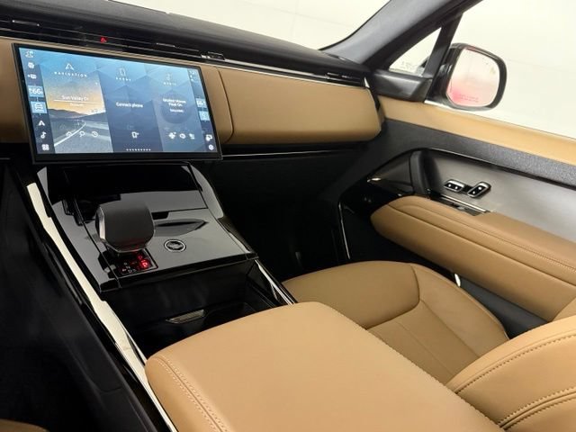 Certified 2025 Land Rover Range Rover Sport SE AWD/4WD image 22
