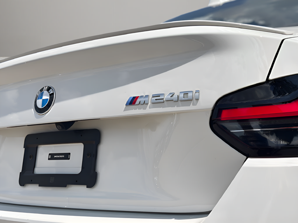 Used 2026 BMW M240i xDrive Coupe AWD/4WD image 29