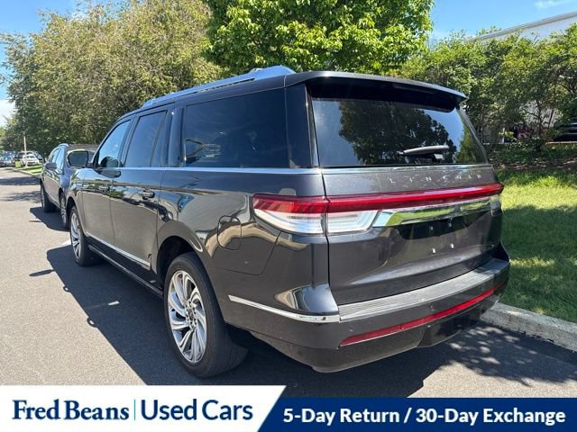 Used 2023 Lincoln Navigator L Reserve AWD/4WD image 5