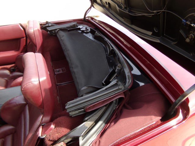 Used 1993 Chevrolet Corvette Convertible RWD image 10