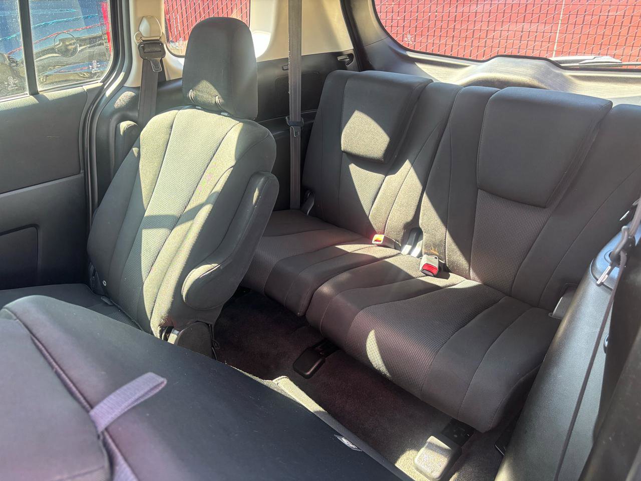 Used 2014 MAZDA MAZDA5 Sport image 8