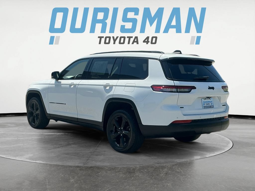 Used 2023 Jeep Grand Cherokee L Limited w/ Black Appearance Package RWD image 5
