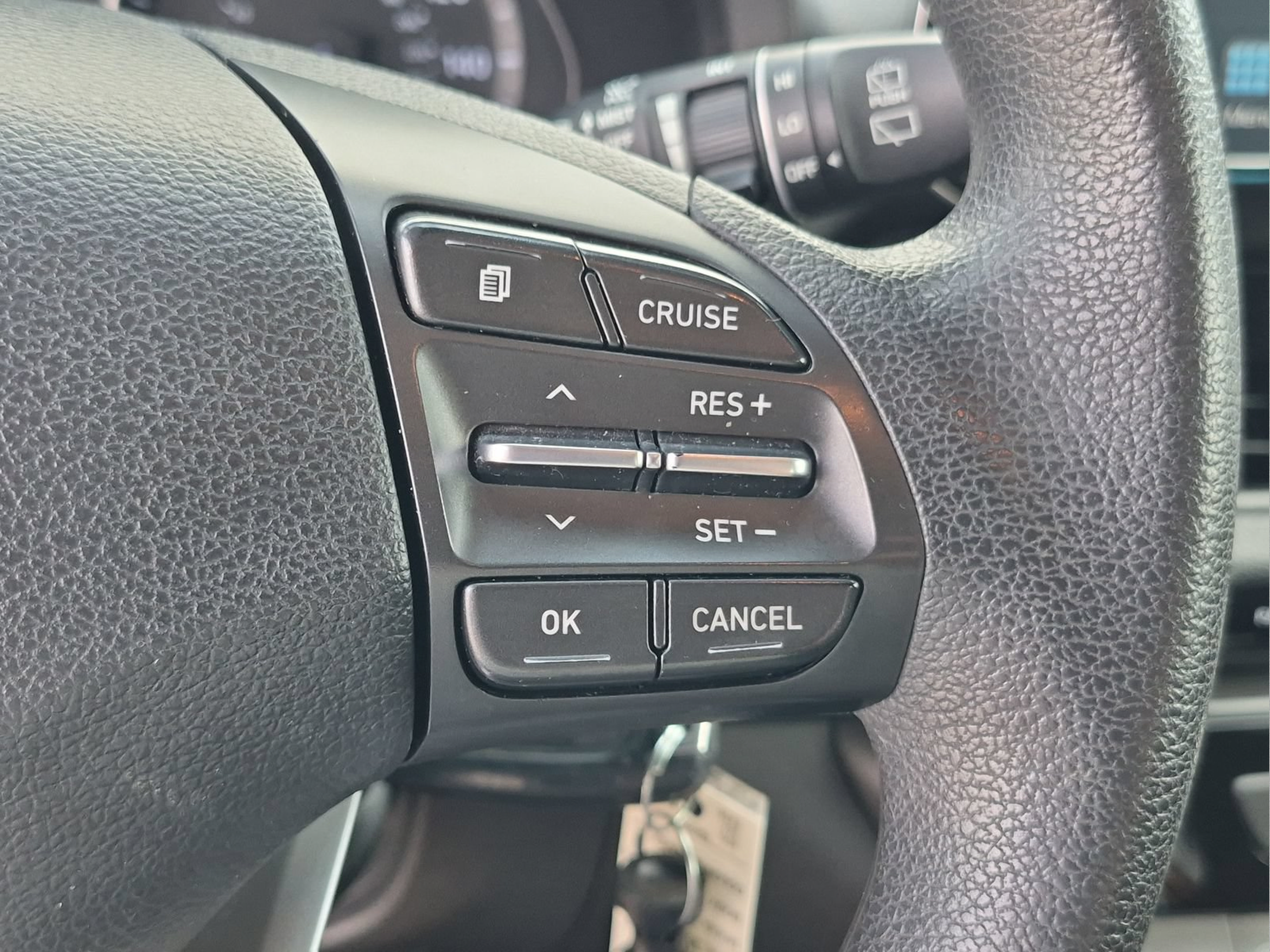 Used 2019 Hyundai Elantra GT FWD image 10