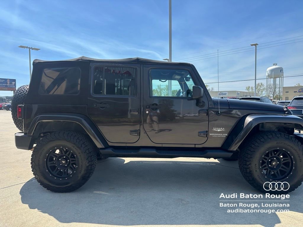 Used 2013 Jeep Wrangler Unlimited Sahara w/ Connectivity Group image 4