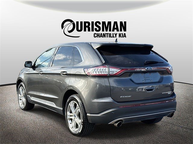 Used 2018 Ford Edge Titanium w/ Technology Package image 4