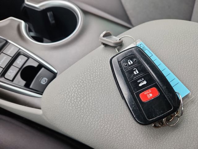 Used 2022 Toyota Camry LE image 45
