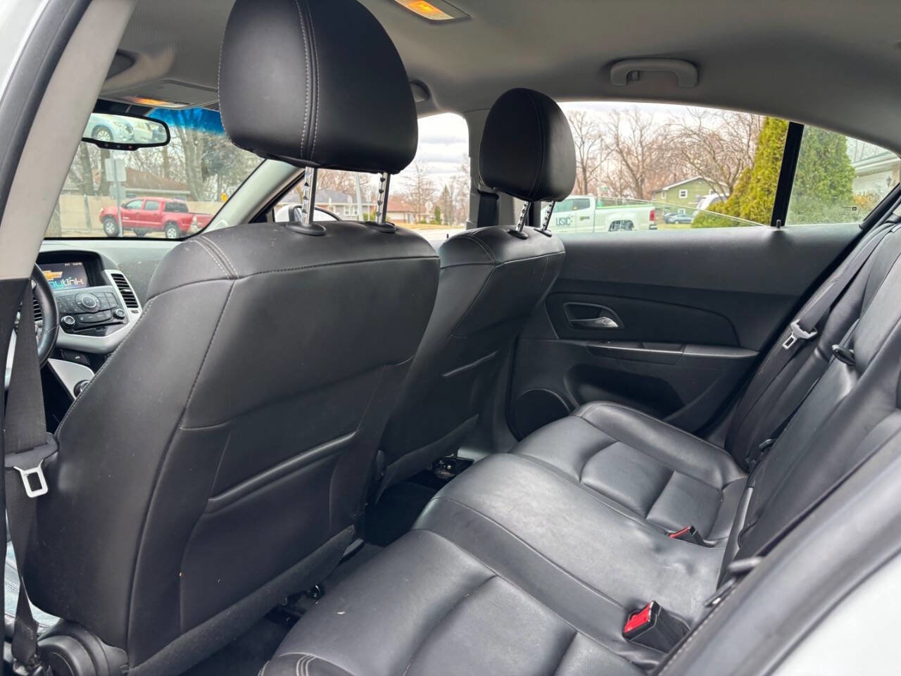 Used 2015 Chevrolet Cruze LT image 8