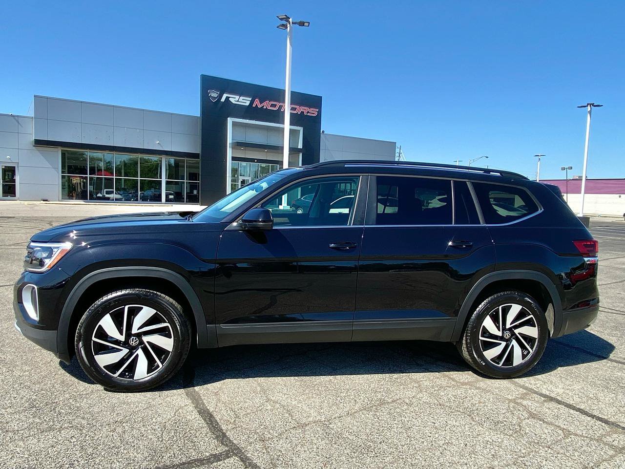 Used 2026 Volkswagen Atlas SE AWD/4WD image 16