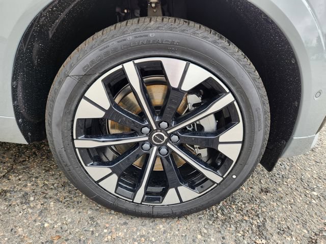 New 2026 Volvo XC60 T8 Plus w/ Climate Package AWD/4WD image 18