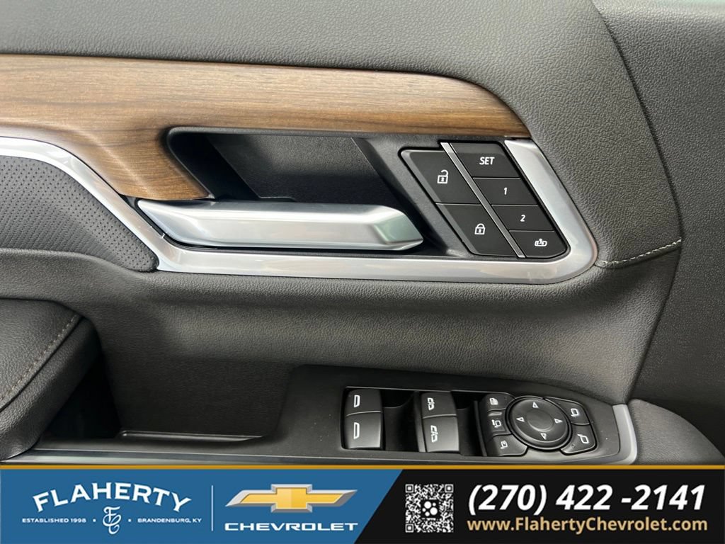New 2026 Chevrolet Silverado 2500 High Country w/ High Country Premium Package AWD/4WD image 23
