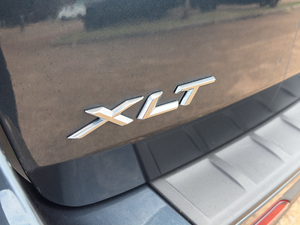 Used 2023 Ford Explorer XLT RWD image 29