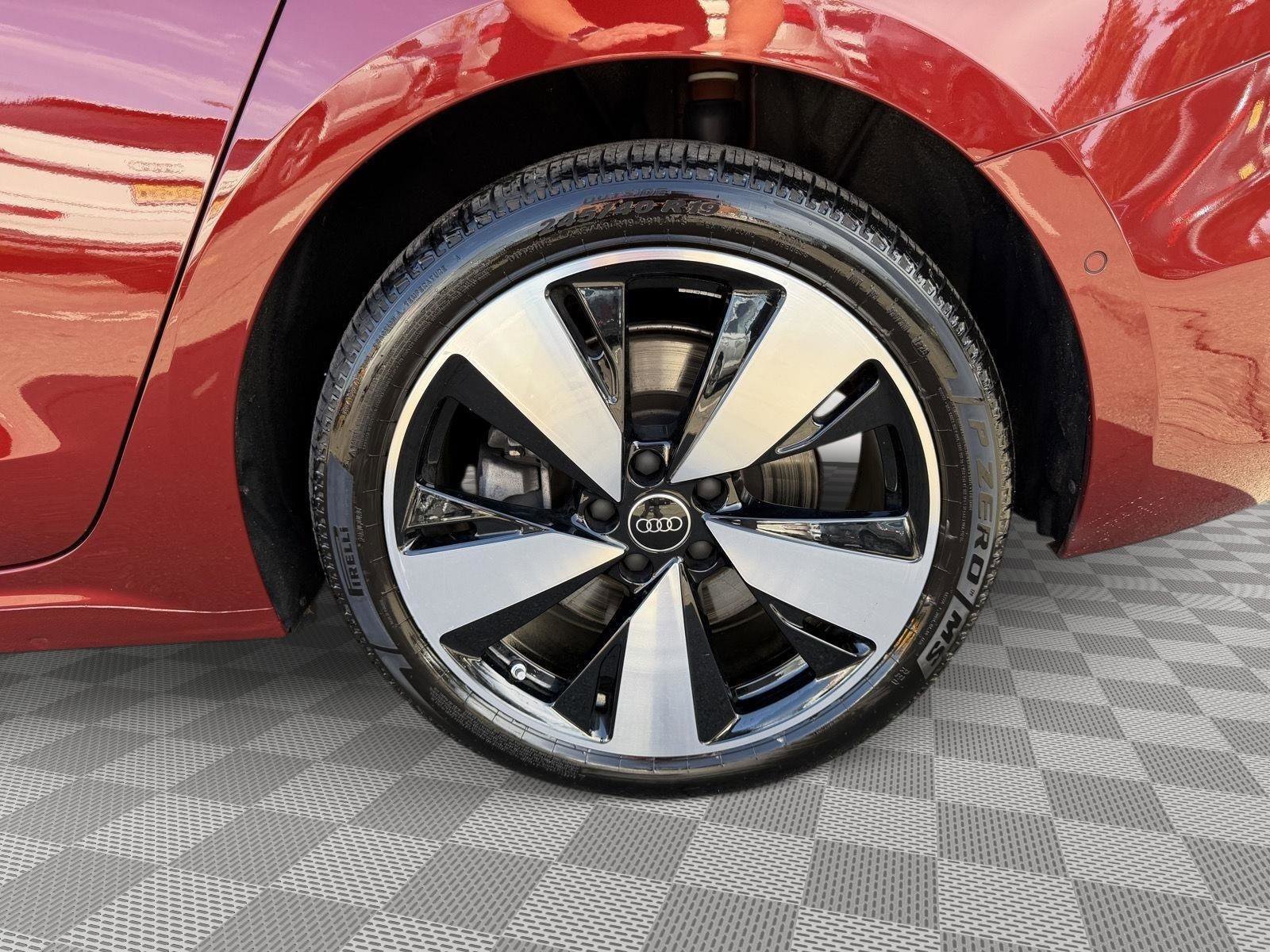 Used 2025 Audi A5 2.0T Premium w/ Convenience Package image 7