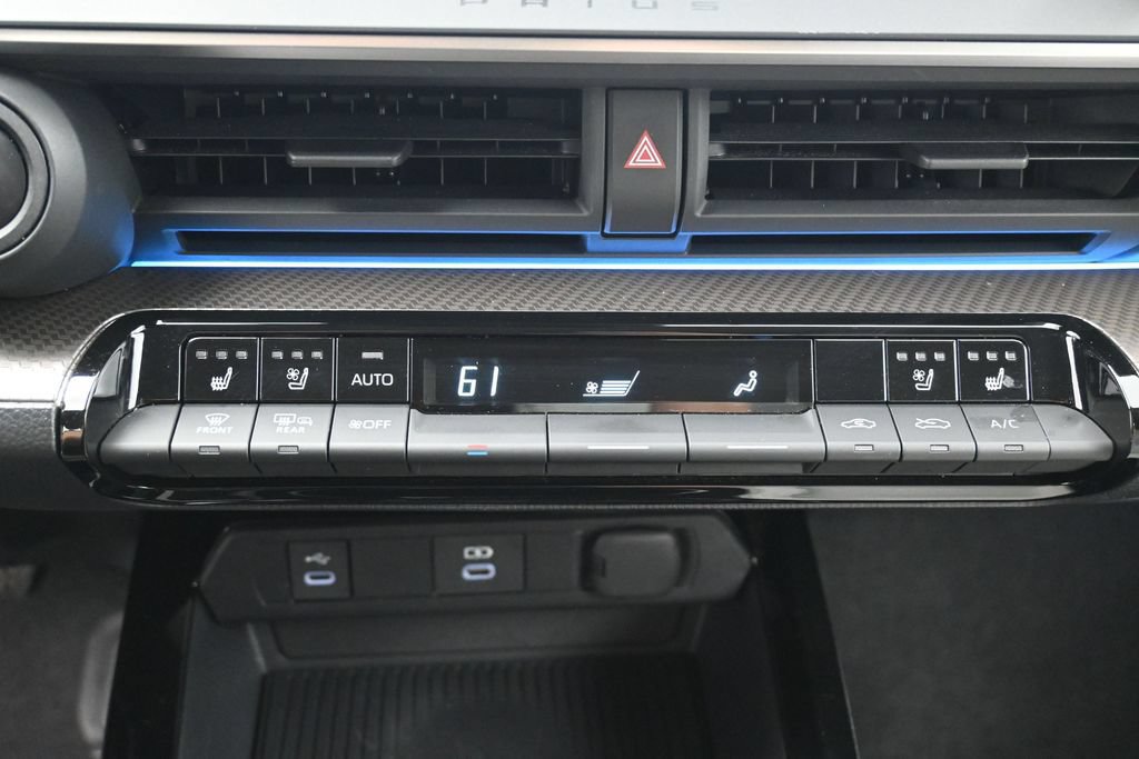 Used 2025 Toyota Prius Limited w/ Limited Premium Package AWD/4WD image 22