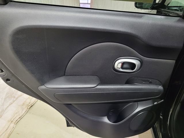 Used 2015 Kia Soul Base image 33