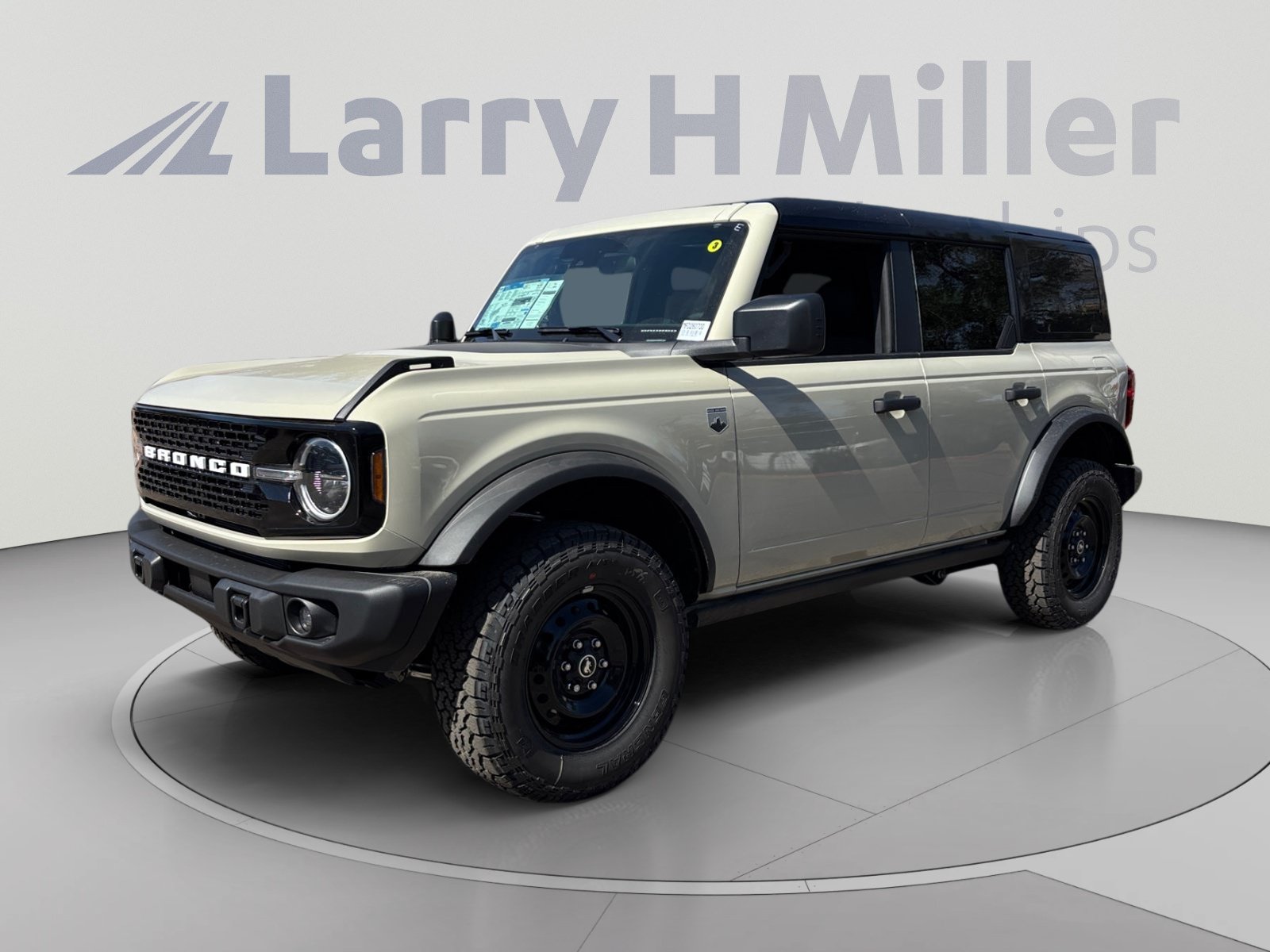 New 2026 Ford Bronco Big Bend w/ Black Diamond Package AWD/4WD image 1