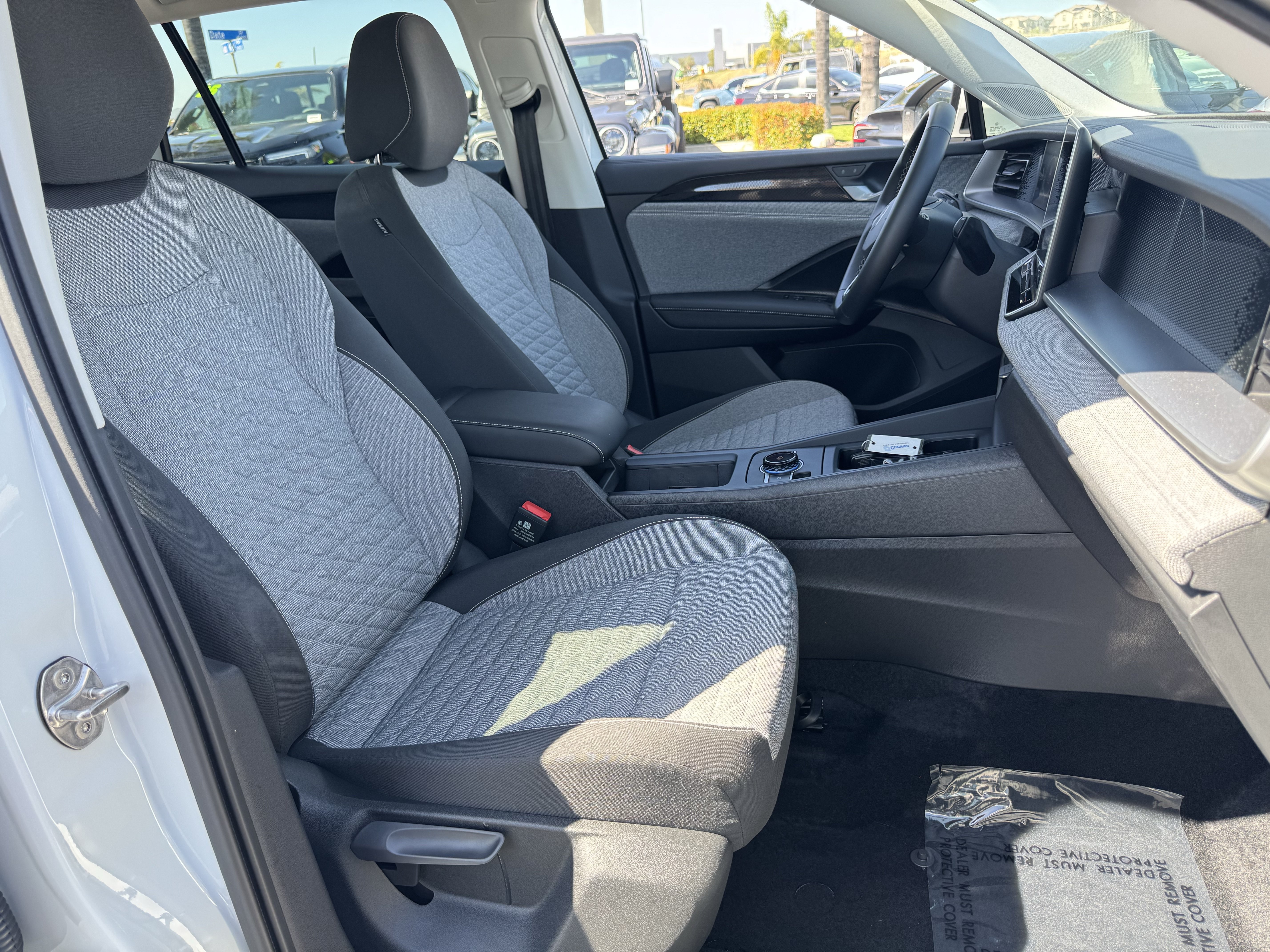 Certified 2025 Volkswagen Tiguan S FWD image 29