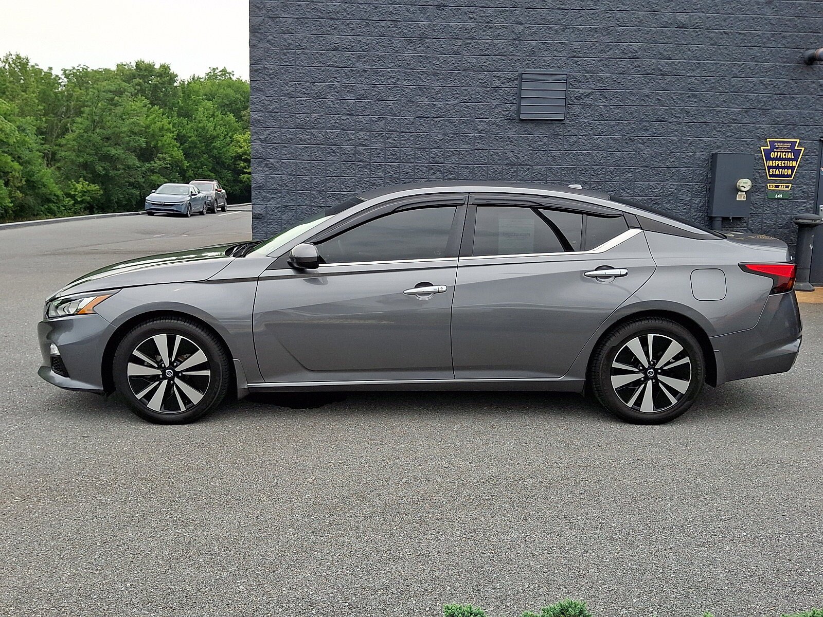 Certified 2022 Nissan Altima 2.5 SV FWD image 4