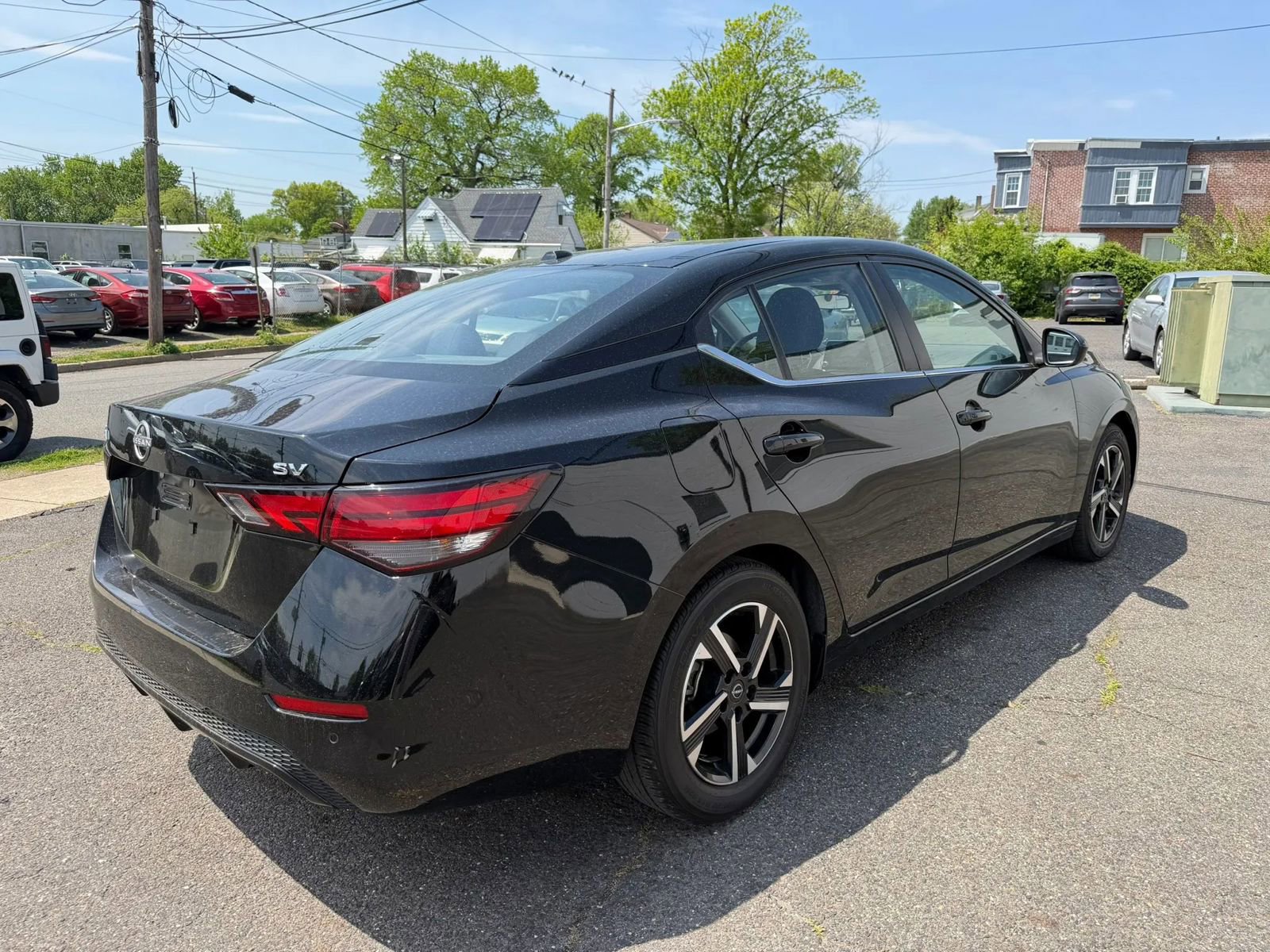 Used 2024 Nissan Sentra SV FWD image 11
