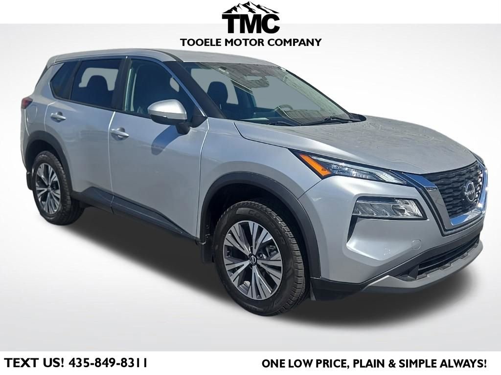 Used 2022 Nissan Rogue SV AWD/4WD image 1