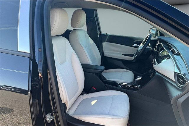 Used 2021 Buick Encore GX Select image 29