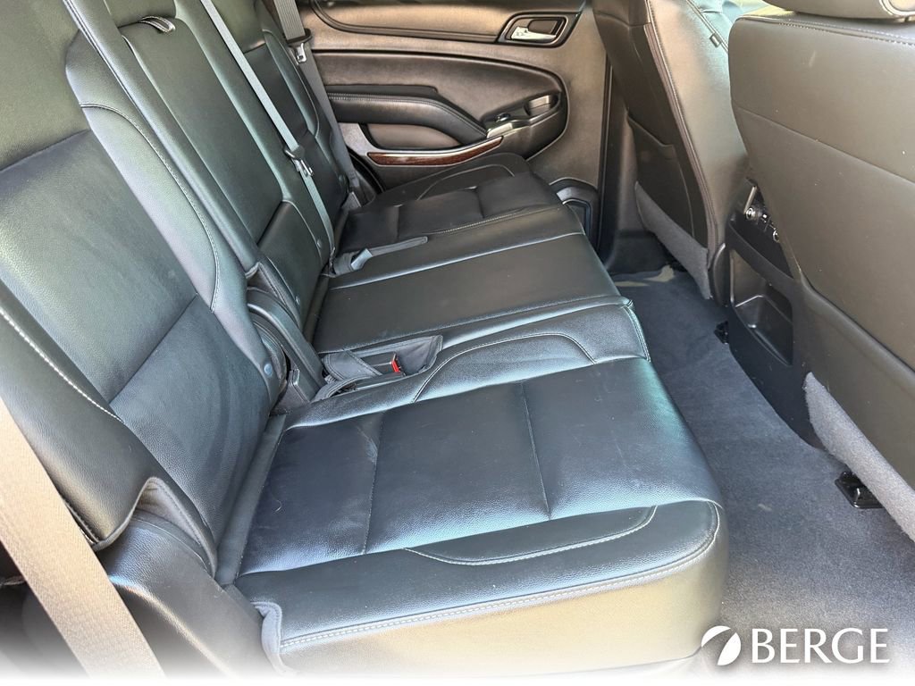 Used 2019 GMC Yukon SLT w/ HD Trailering Package image 16