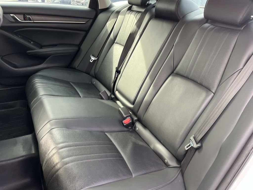 Used 2021 Honda Accord Touring image 19