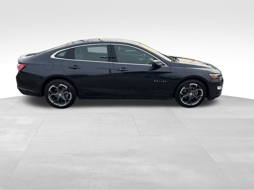 Used 2022 Chevrolet Malibu LT image 8