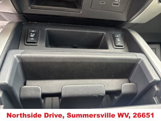 Used 2021 Nissan Titan SV w/ SV Convenience Package image 26